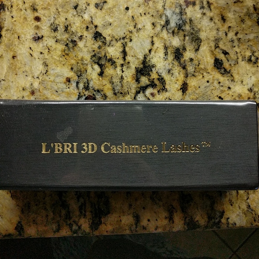 L'BRI 3D Cashmere Lashes